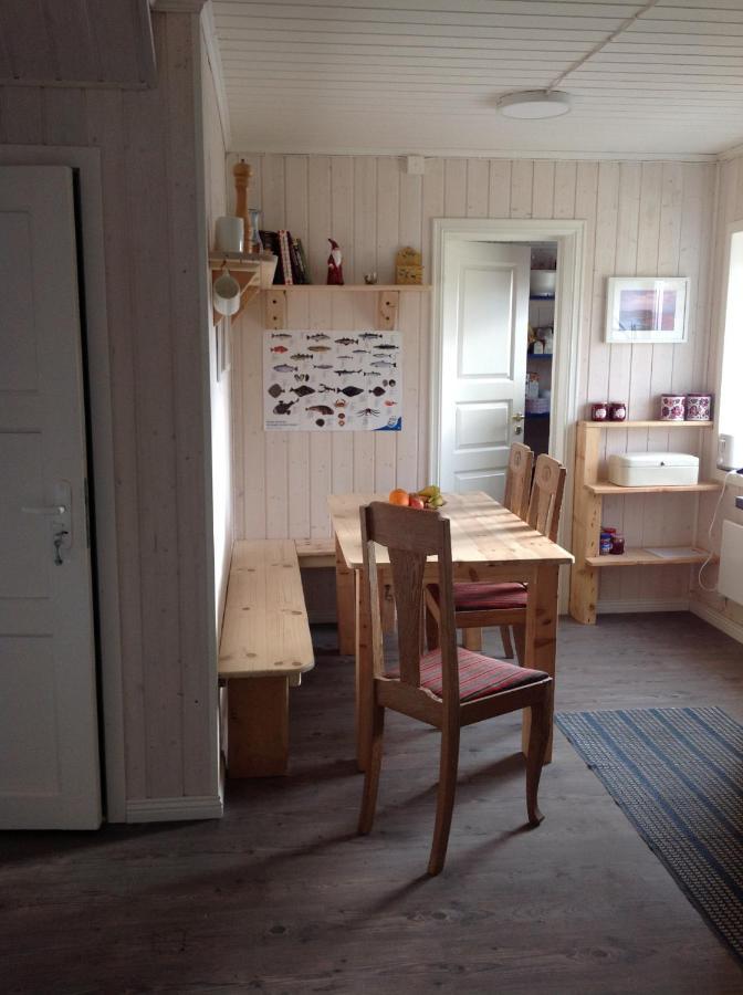 Blue House I At The End Of The World Apartment Mehamn Exterior photo