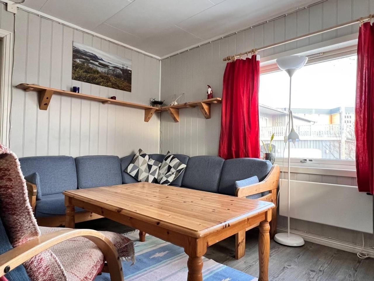 Blue House I At The End Of The World Apartment Mehamn Exterior photo